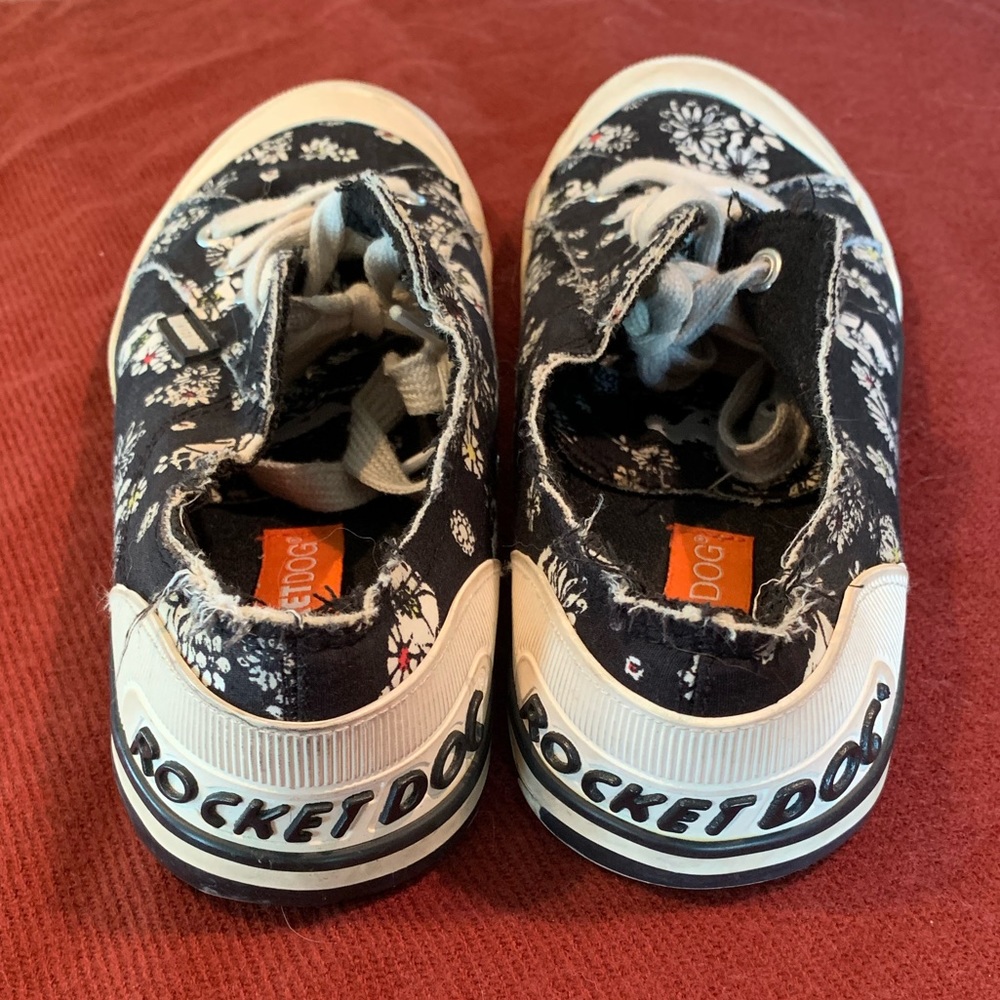 Rocket Dog | Black & White Floral Sneakers | 8.5 - Picture 3 of 8